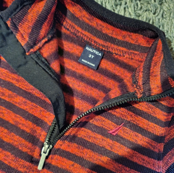 Boys pullover - Picture 2 of 2